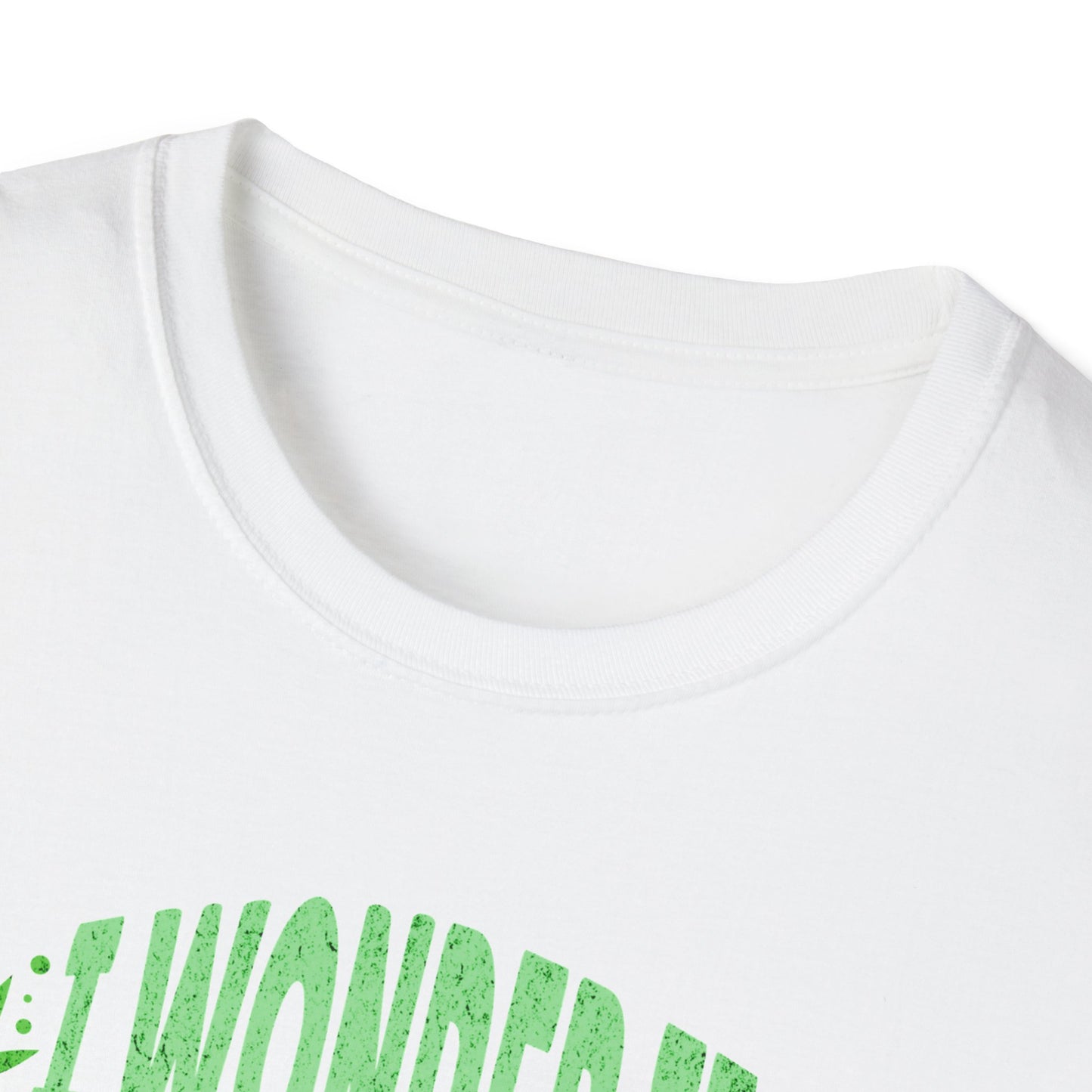 I wonder if it thinks of me too T-Shirt