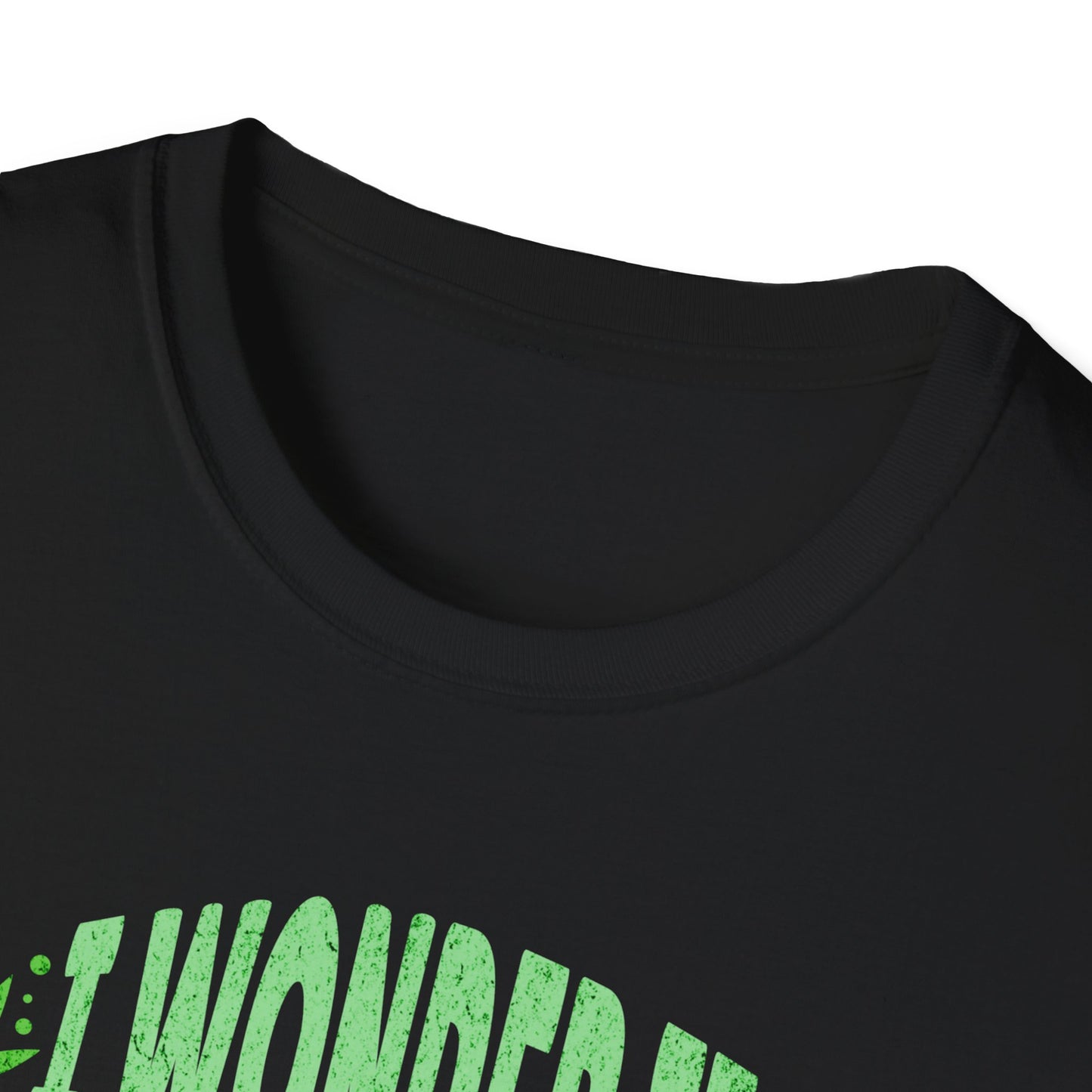 I wonder if it thinks of me too T-Shirt